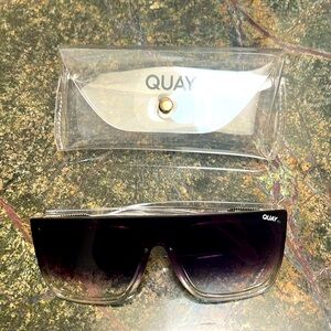 QUAY SUNGLASSES